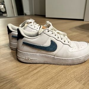 nike air force 1s with velcro swoosh